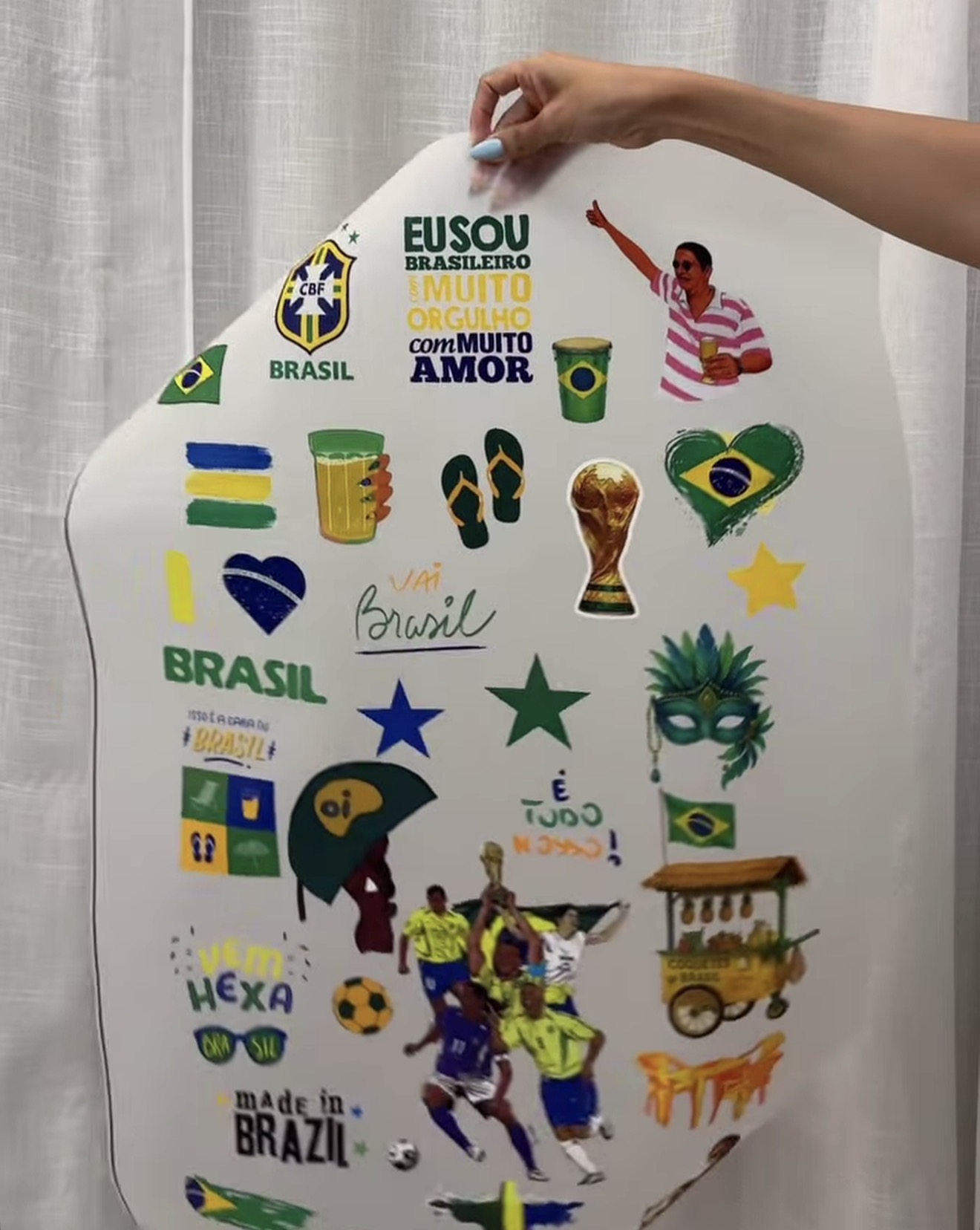Folha de DTF Têxtil de 58 por 100 centímetros com várias estampas